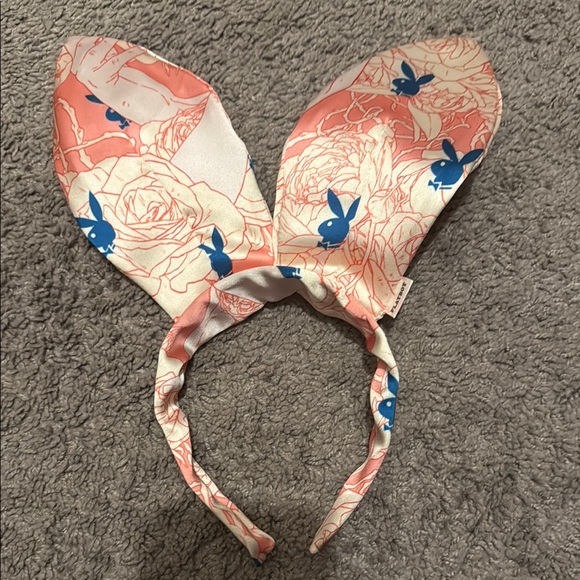 Rare PLAYBOY X SARAH MAXWELL BUNNY EARS - Picture 1 of 3